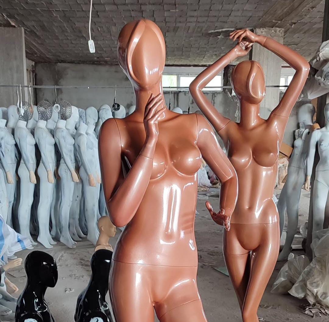 Kaan Vitrin Mankenleri